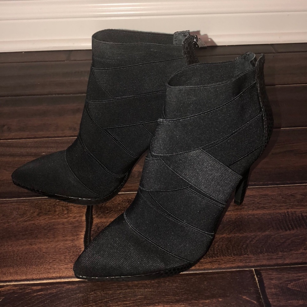 Brand new Jessica Simpson booties